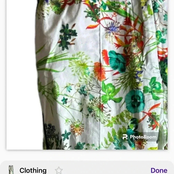 6/$20. Gabby Isabella floral pant size 4 - Picture 2 of 4